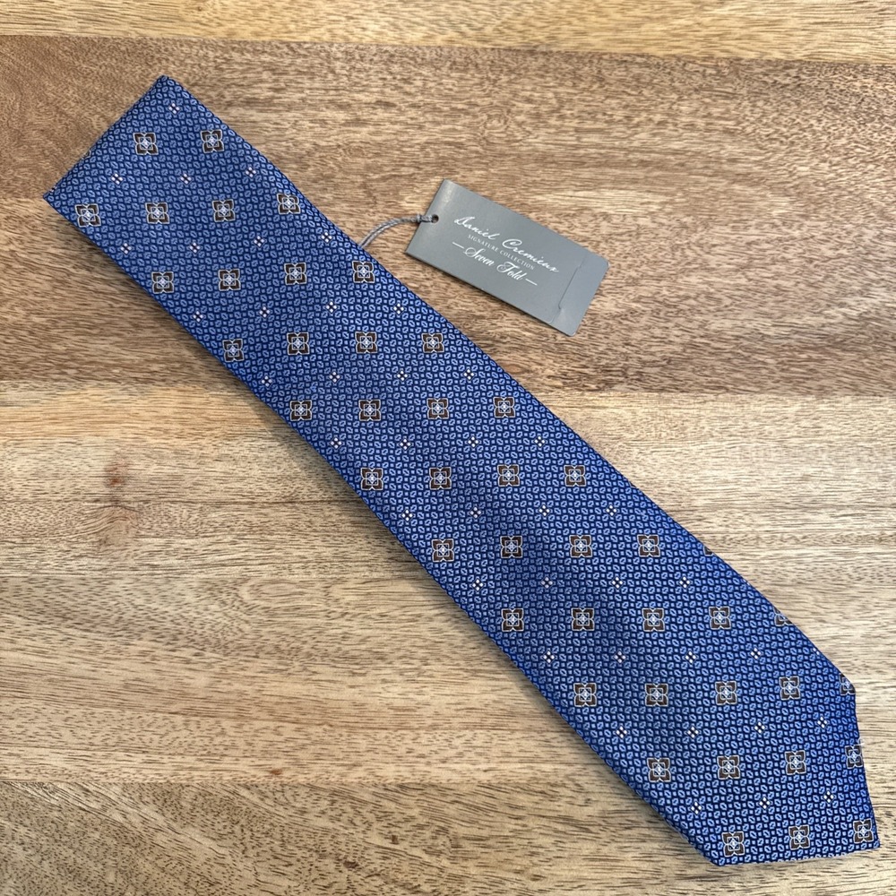 Daniel Cremieux Seven Fold Silk Tie Navy Blue Medallion Limited Edition Italy